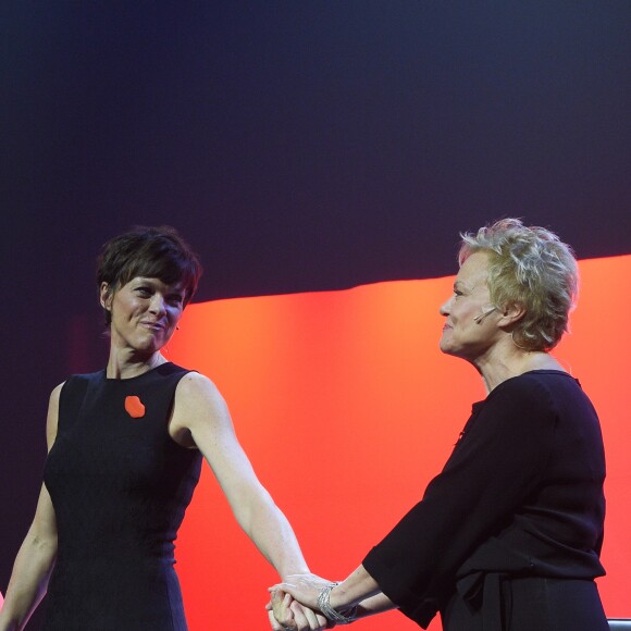 Anne Le Nen et Muriel Robin lors de la représentation de la pièce "Les Monologues du Vagin" à Bobino. Paris, le 8 mars 2018. © Guirec Coadic/Bestimage