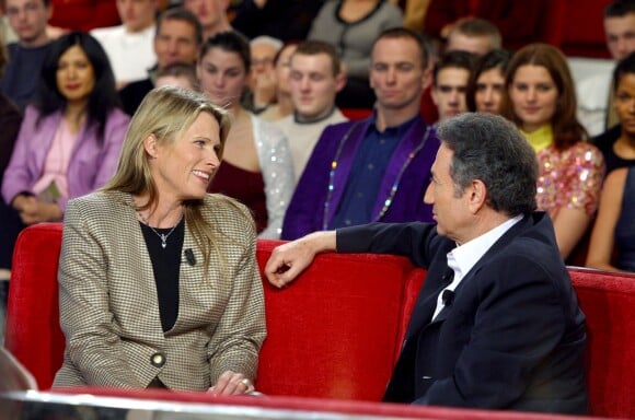 Kathalyn Jones, dernière fiancée de Claude François, surle plateau de "Vivement dimanche" de Michel Drucker, le 28 janvier 2008.