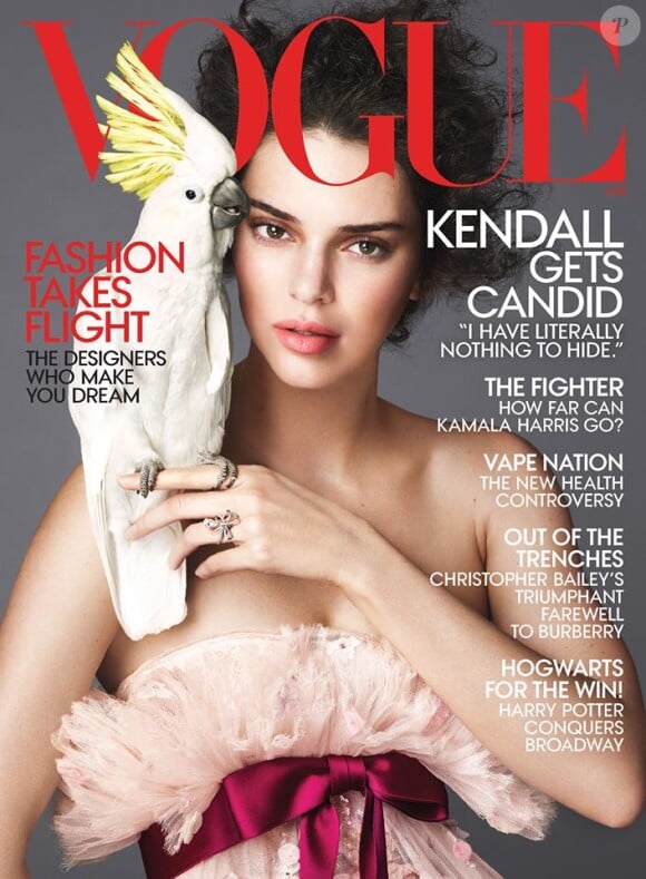 Kendall Jenner en couverture du numéro d'avril de Vogue US. Photo par Mert et Marcus.