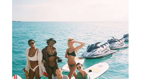 Kendall Jenner et Bella Hadid : Topless à la plage, elles affolent la Toile