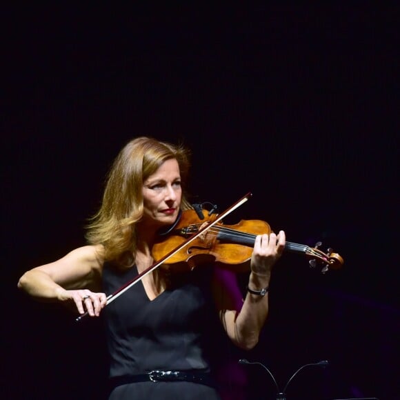 Exclusif - Anne Gravoin et Nolwenn Leroy - Concert de la 6e édition du gala "Toutes les femmes chantent contre le cancer" à l'Olympia à Paris le 5 mars 2018. © Cyril Moreau - Giancarlo Gorassini / Bestimage