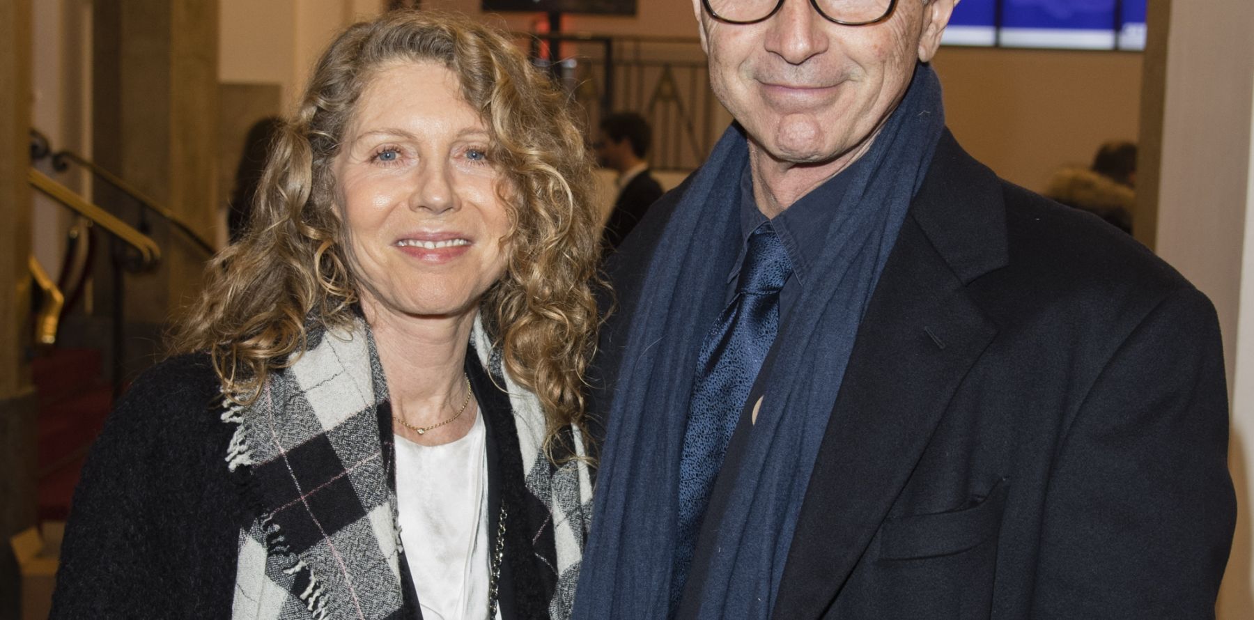 Qui Est La Femme De Thierry Lhermitte Thierry Lhermitte révèle son geste fou pour sa femme et ses enfants... -  Purepeople