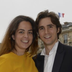 Anouchka Delon et son compagnon Julien Dereims - Cérémonie de remise des insignes de Chevalier de la Légion d'Honneur à Kenzo Takada par Laurent Fabius (président du Conseil constitutionnel) au Conseil constitutionnel à Paris, le 2 juin 2016. © Coadic Guirec/Bestimage