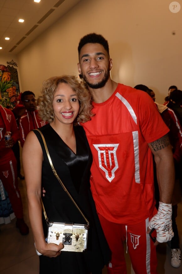 Exclusif - Estelle Mossely et son compagnon Tony Yoka - Backstage et cocktail lors du troisième round de "La Conquête" à la Seine Musicale à Boulogne-Billancourt, le 16 décembre 2017. Le boxeur français T. Yoka a remporté samedi soir son troisième succès chez les pros. © Rachid Bellak/Bestimage