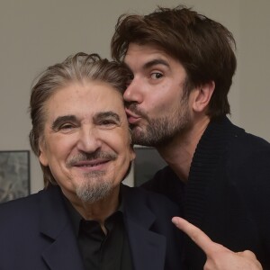 Exclusif - Serge Lama et son fils Frédéric - Backstage du concert de Serge Lama à la salle Pleyel à Paris - Jour 2. Le 24 novembre 2017 © Giancarlo Gorassini / Bestimage