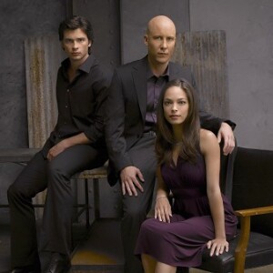 Tom Welling, Michael Rosenbaum et Kristin Kreuk à l'époque de "Smallville" (diffusé entre 2001 et 2011).