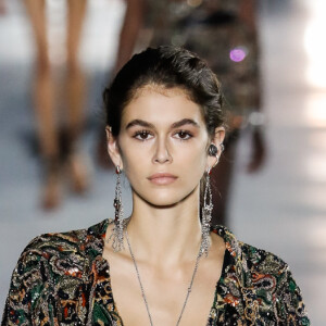 Kaia Gerber - Défilé Saint Laurent, collection printemps-été 2018 à Paris, le 26 septembre 2017.