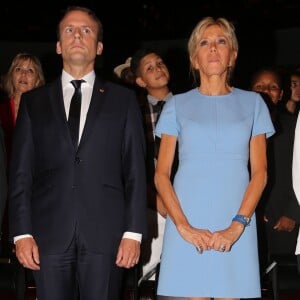 Le Président de la République Française, Emmanuel Macron et sa femme la Première dame Brigitte Macron (Trogneux) - Le président de la République française et son homologue colombien lancent conjointement la saison de la Colombie en France avec un concert binational à la Philharmonie de Paris, France, le 23 juin 2017. © Sergi/Pool/Bestimage