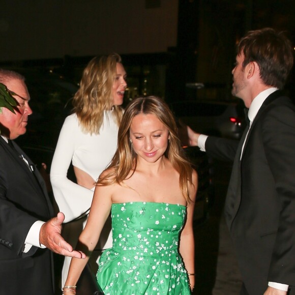 Jennifer Meyer - Les célébrités arrivent à une soirée qui est censé être le mariage de Gwyneth Paltrow et de son fiancé Brad Falchuk à Los Angeles le 14 avril 2018.