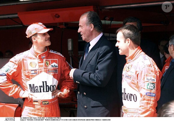 Michael Schumacher, Rubens Barrichello et Juan Carlos en 2001 à Barcelone.