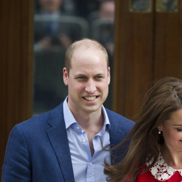 Le prince William, duc de Cambridge, et la duchesse Catherine de Cambridge (Kate Middleton), ont annoncé le 27 avril 2018 les prénoms de leur troisième enfant, né à Londres le 23 avril 2018 : Louis Arthur Charles de Cambridge.