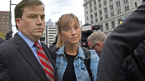 Allison Mack et sa secte sexuelle : Libérée de prison contre 5 millions !