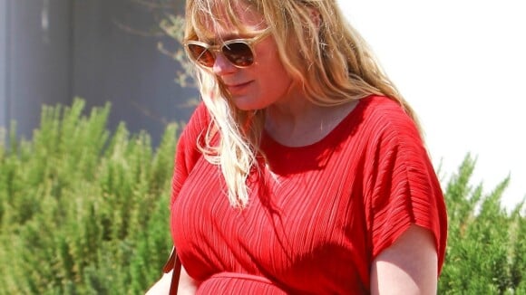 Kirsten Dunst très enceinte : La future maman sublime son ventre sous le soleil