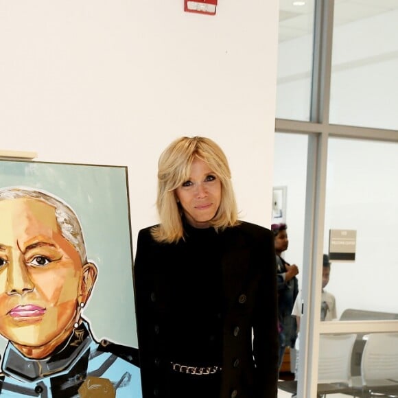 La Première Dame Brigitte Macron (Trogneux) visite l'école d'art "Duke Ellington School of the Arts" (école des arts du spectacle) à Washington, The District, Etats-Unis, le 25 avril 2018. © Dominique Jacovides/Bestimage