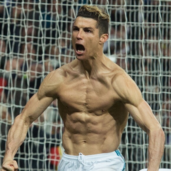 Après avoir été mené 3-0 pendant 97 minutes face à la Juventus, le Real Madrid obtient un penalty, transformé par Cristiano Ronaldo qui envoi son équipe en demi-finale de la Champions League. Madrid, le 11 avril 2018.