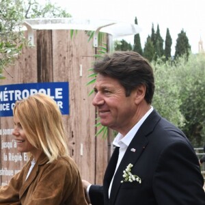 Exclusif - Christian Estrosi, le maire de Nice, et sa femme Laura Tenoudji avec leur fille Bianca - Christian Estrosi (le maire de Nice) et sa femme Laura Tenoudji ont fêté en famille le 1er mai dans les jardins de Cimiez pour la Fête des Mai à Nice, le 1er mai 2018. © Bruno Bebert/Bestimage