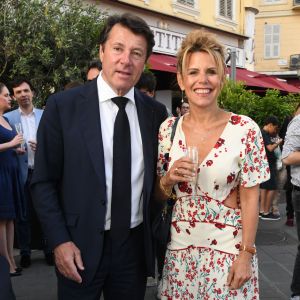 Exclusif - Laura Tenoudji et Christian Estrosi, pendant la 2ème édition du "Prix littéraire de la Petite Maison" à Nice, France, le 5 mai 2018. N.Rubi a décidé de créer "Le Prix de la Petite Maison" qui vise à récompenser un auteur pour un roman paru dans l'année. Le jury, présidé par P.Besson, a décerné le Prix de la Petite Maison 2018, au roman "Centre" de P.Sollers. © Bruno Bebert/Bestimage