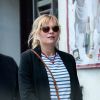 Kirsten Dunst, enceinte, et son mari Jesse Plemons font du shopping à Los Angeles, le 19 avril 2018.  Pregnant Kirsten Dunst does some watch shopping with her husband Jesse Plemons. Kirsten shows off her growing baby bump as she walks arm in arm with her husband after doing some shopping. Los Angeles, April 19th, 2018.19/04/2018 - Los Angeles