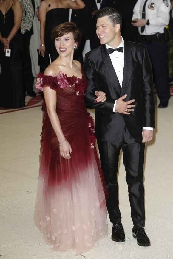 Scarlett Johansson et son compagnon Colin Jost au Met Gala à New York, le 7 mai 2018  © Charles Guerin / Bestimage