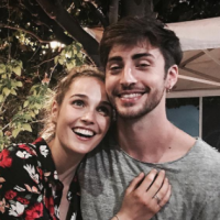 Camille Lou : Tendres baisers et photo rare avec son chéri Gabriele Beddoni !