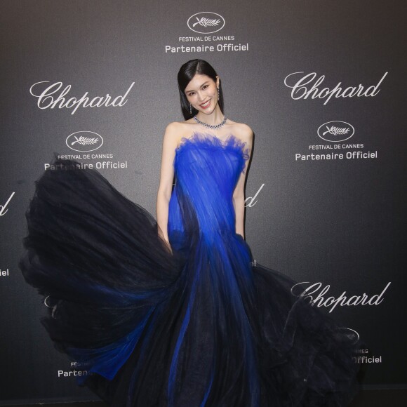 Sui He au photocall de la soirée "Chopard Secret Night" au Château de la Croix des Gardes lors du 71ème Festival International du Film de Cannes, le 11 mai 2018.