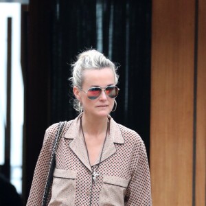 Exclusif - Laeticia Hallyday a passé toute l'après-midi avec ses amis Yaël Abrot, Christina, Ezra Petronio et sa compagne Lana Petrusevych au restaurant "Little Beach House" à Malibu le 11 mai 2018.