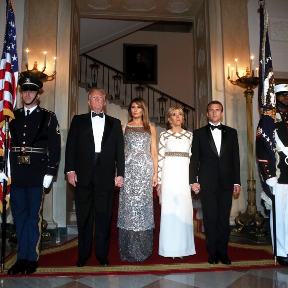 Le président américain Donald Trump, sa femme la Première Dame Melania Trump, le président de la République française Emmanuel Macron et sa femme la Première Dame Brigitte Macron (Trogneux) - Dîner en l'honneur du président de la République française et sa femme la première dame à la Maison Blanche à Washington, The District, Etats-Unis, le 24 avril 2018. © Dominique Jacovides/Bestimage