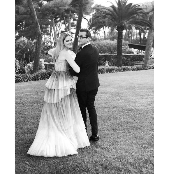 Soirée de gala à deux pour Gabriel Macht et sa compagne, la comédienne Jacinda Barrett, à Cannes, ce 17 mai 2018. Quelques jours avant d'assister au mariage royal de son amie Meghan Markle.