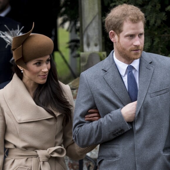 Le prince Harry et sa fiancée Meghan Markle - La famille royale d'Angleterre arrive à la messe de Noël à l'église Sainte-Marie-Madeleine à Sandringham, le 25 décembre 2017.