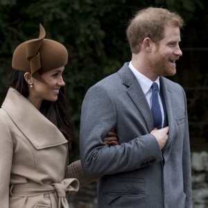 Le prince Harry et sa fiancée Meghan Markle - La famille royale d'Angleterre arrive à la messe de Noël à l'église Sainte-Marie-Madeleine à Sandringham, le 25 décembre 2017.