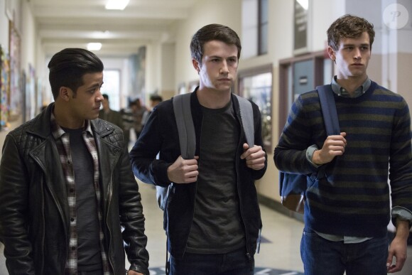 Christian Navarro, Dylan Minnette et Brandon Flynn, les acteurs de la série "13 Reasons Why". Netflix a suspendu la diffusion de la série suite à la fusillade au lycée de Santa Fe.