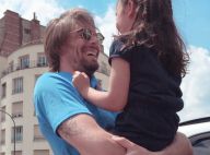 Camille Lacourt : Complice avec sa fille Jazz... non loin de Valérie Bègue