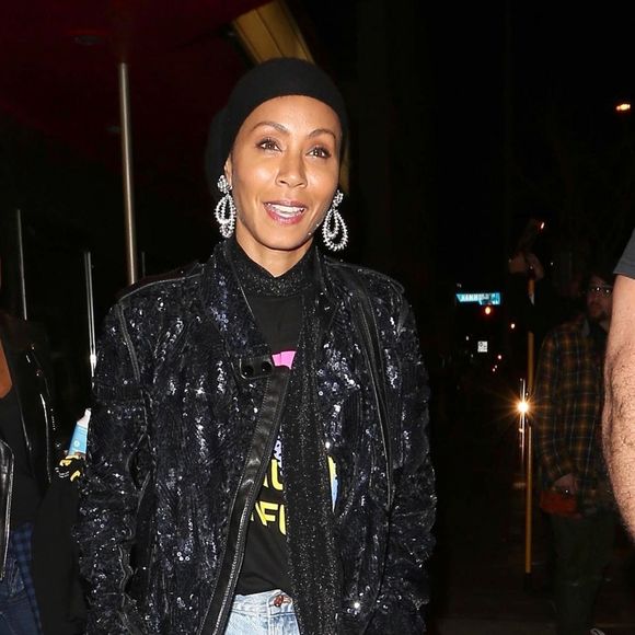 Exclusif - Jada Pinkett Smith quitte le concert de son fils J.Smith à Los Angeles, le 19 décembre 2017.