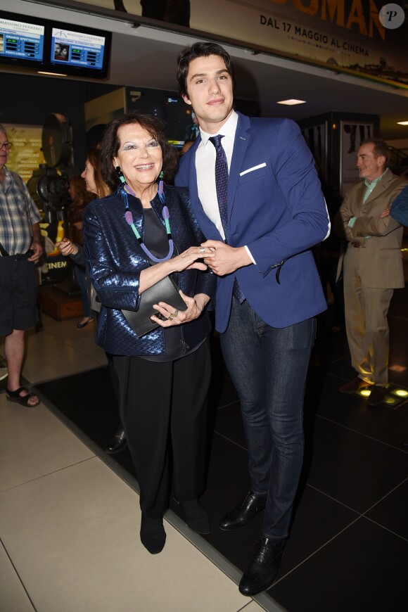 Claudia Cardinale, Pietro Masotti à la première de "Rudy Valentino" à Rome, le 23 mai 2018.