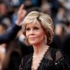 Jane Fonda (robe Givenchy Haute Couture) - Montée des marches du film " Le Grand Bain " lors du 71ème Festival International du Film de Cannes. Le 13 mai 2018.