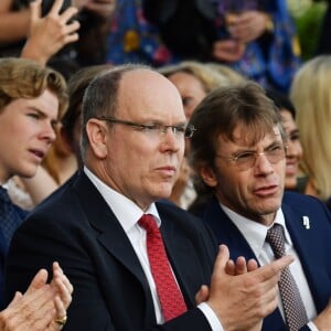 Le prince Albert II de Monaco et Sir Jackie Stewart lors de la soirée Amber Lounge UNITE Monaco 2018 au profit de la fondation de Jackie Stewart "Race Against Dementia" à l'hôtel Méridien Beach Plaza à Monte-Carlo, Monaco, le 25 mai 2018. © Bruno Bebert/Bestimage