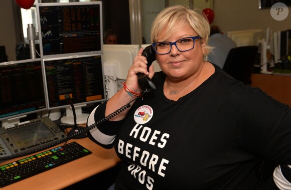 Laurence Boccolini lors de la 13ème édition du Charity Day dans la salle des marchés d'Aurel BGC dans le quartier de la Bourse à Paris le 11 septembre 2017. © Veeren / Bestimage