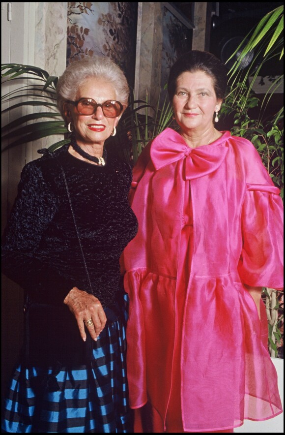 Paulette Coquatrix et Simone Veil à Cabourg en 1988. 