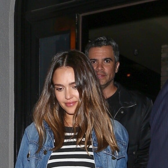 Jessica Alba est allée diner au restaurant Craig à West Hollywood. Le 17 mai 2018