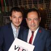 Exclusif - Jean-Luc Romero-Michel (président d'ELCS) et son mari Christophe Michel - Lancement du livre "Portraits de vi(h)es" témoignages de personnes vivant avec le VIH/Sida et de son exposition itinérante au Banana Café à Paris, France, le 29 novembre 2017. © Philippe Baldini/Bestimage