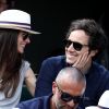 Le chanteur Vianney (Vianney Bureau) et sa compagne Catherine Robert dans les tribunes des internationaux de tennis de Roland Garros à Paris, France, le 3 juin 2018. © Dominique Jacovides - Cyril Moreau/Bestimage