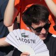 Leïla Kaddour et son compagnon Pierre Guénard (Radio Elvis) dans les tribunes des internationaux de Roland-Garros, à Paris, le 30 mai 2018. © Cyril Moreau - Dominique Jacovides/Bestimage
