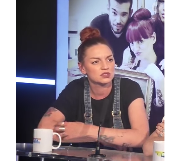 Laura Calu sur le plateau de l'émission "SWIFT" le 3 juin 2018.