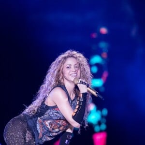 La chanteuse Shakira en concert à Hambourg, Allemagne, le 3 juin 2018.