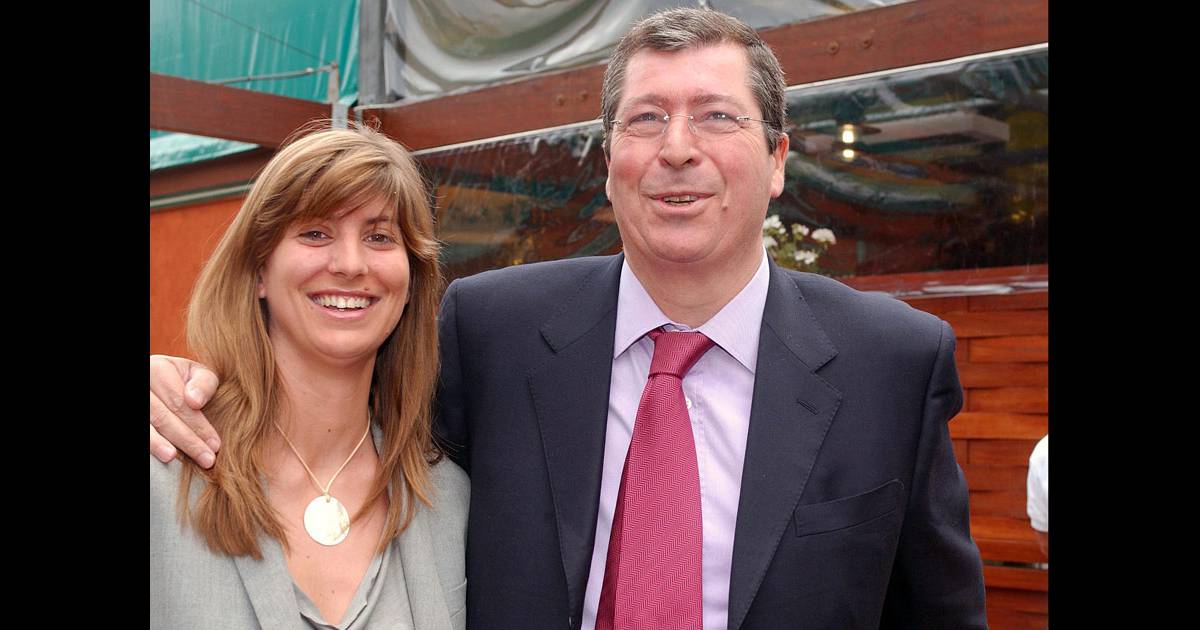 Patrick balkany vient d'être à nouveau admis à l'hôpital. Patrick Balkany et sa fille Vanessa - Purepeople