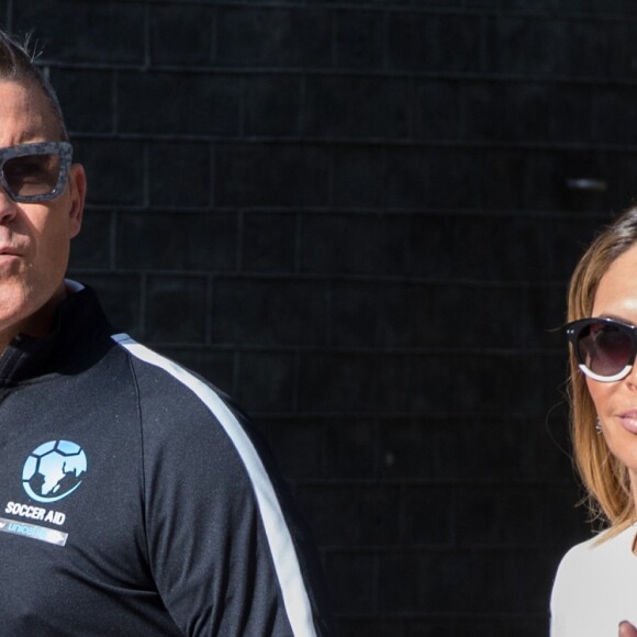 Robbie Williams et sa femme Ayda - Réception au 10 Downing Street, pour parler du match caritatif Soccer Aid for Unicef, à Londres, le 6 juin 2018.
