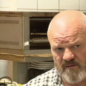 Jeudi 2 novembre, Philippe Etchebest est allé aider Amandine et sa mère Sylvie dans leur restaurant pour l'émission "Cauchemar en cuisine" sur M6.