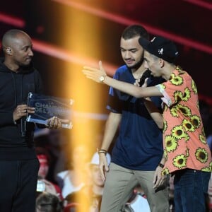 Exclusif - Big Flo & Oli remettent un prix d'honneur à Soprano - Enregistrement de l'émission "La chanson de l'année" dans les arènes de Nîmes, diffusée en direct sur TF1 le 8 juin © Bruno Bebert / Bestimage