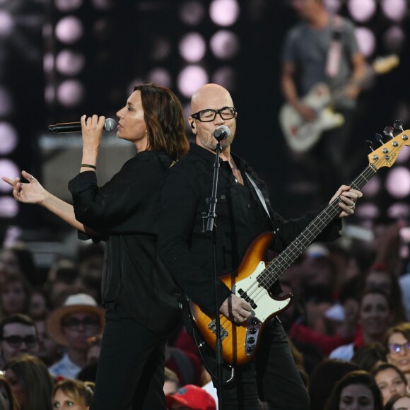 Exclusif - Zazie et Pascal Obispo - Enregistrement de l'émission "La chanson de l'année" dans les arènes de Nîmes, diffusée en direct sur TF1 le 8 juin © Bruno Bebert / Bestimage