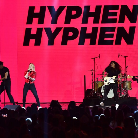 Exclusif - Le groupe Hyphen Hyphen - Enregistrement de l'émission "La chanson de l'année" dans les arènes de Nîmes, diffusée en direct sur TF1 le 8 juin © Bruno Bebert / Bestimage